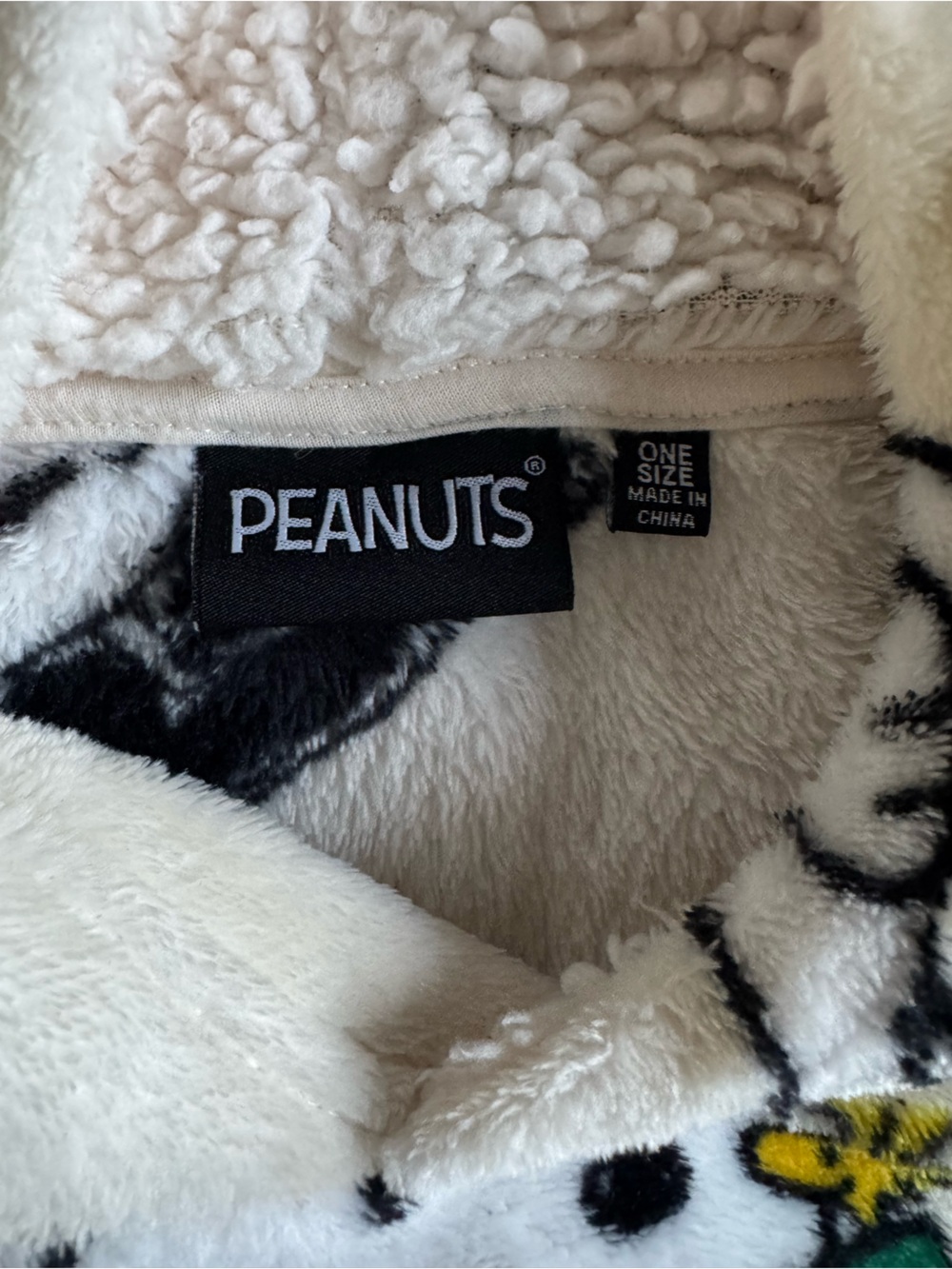 Peanuts Snoopy Christmas Sherpa Hoodie Pullover Cozy Holiday Christmas O/S - Picture 3 of 8